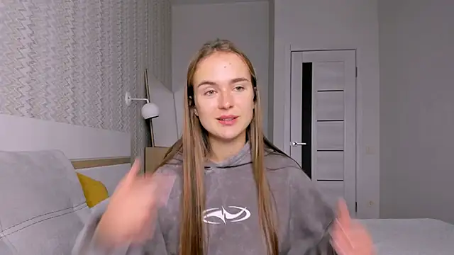 LilMary  online show from 12, 11, 2025