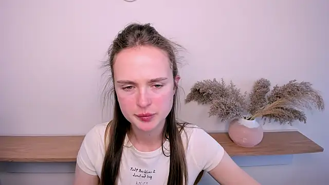 LilMary  online show from 21, 4, 2026