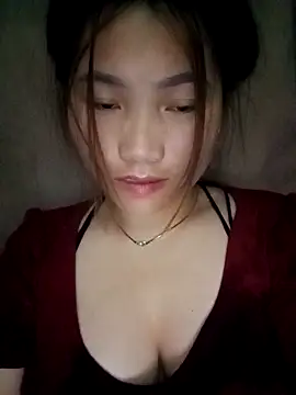 min-xinh online show from 8, 11, 2025