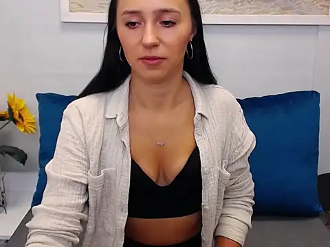 LuisaLive online show from 7, 11, 2025