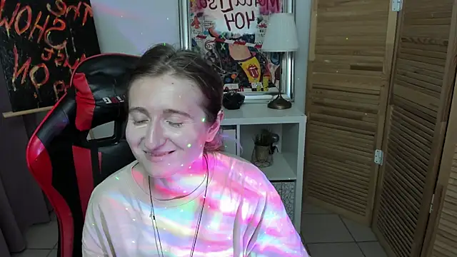 Snapshot of CamillaDreamer chatting on 7, 7, 2026 CamillaDreamer online show from 7, 7, 2026
