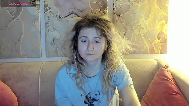 CamillaDreamer online show from 9, 5, 2026