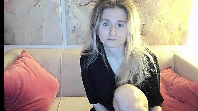 CamillaDreamer online show from 22, 4, 2026