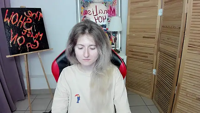 Snapshot of CamillaDreamer chatting on 8, 7, 2026 CamillaDreamer online show from 8, 7, 2026