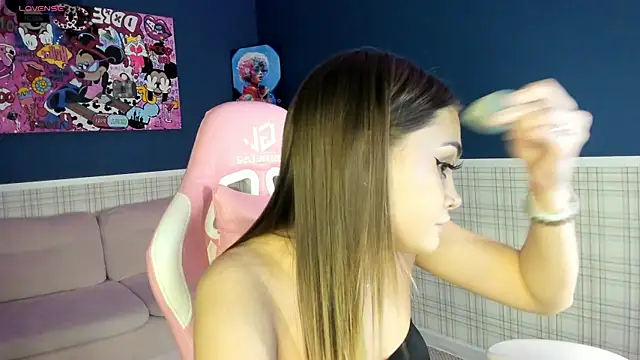 KarinaBroks online show from 7, 11, 2025