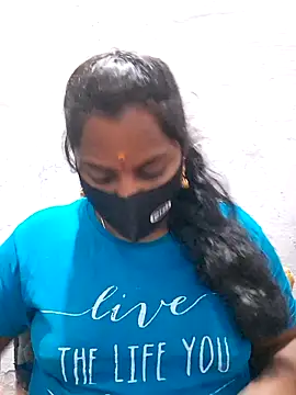 Snapshot of Tamil_Hot_Sindhu chatting on 7, 11, 2025 Tamil Hot Sindhu online show from 7, 11, 2025