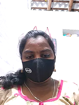 Snapshot of Tamil_Hot_Sindhu chatting on 13, 10, 2025 Tamil Hot Sindhu online show from 13, 10, 2025