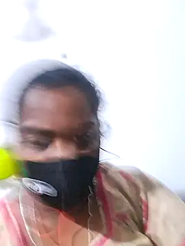 Snapshot of Tamil_Hot_Sindhu chatting on 4, 10, 2025 Tamil Hot Sindhu online show from 4, 10, 2025