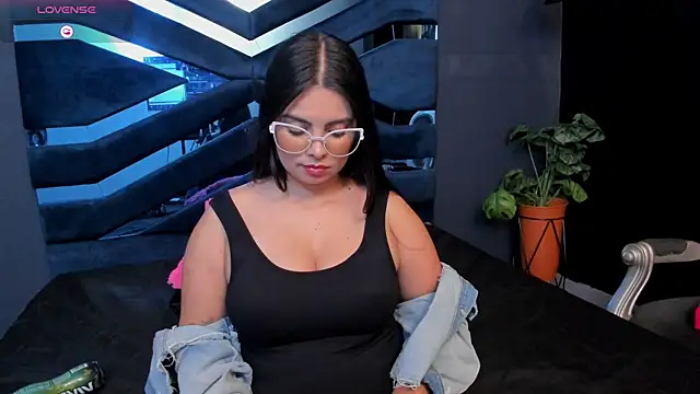 Valka Ross online show from 13, 11, 2025