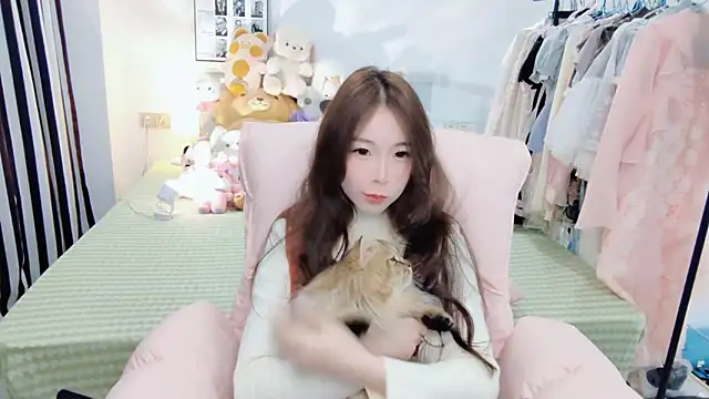 Snapshot of Gardenia-222 chatting on 27, 10, 2025 Gardenia-222 online show from 27, 10, 2025