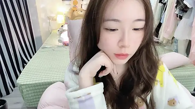 Snapshot of Gardenia-222 chatting on 21, 12, 2025 Gardenia-222 online show from 21, 12, 2025