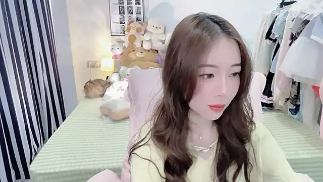 Snapshot of Gardenia-222 chatting on 16, 11, 2025 Gardenia-222 online show from 16, 11, 2025