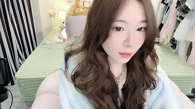 Snapshot of Gardenia-222 chatting on 17, 12, 2025 Gardenia-222 online show from 17, 12, 2025