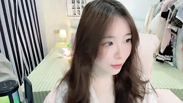 Snapshot of Gardenia-222 chatting on 6, 1, 2026 Gardenia-222 online show from 6, 1, 2026