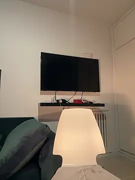 Laila 11111 online show from 31, 3, 2026