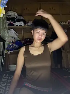 Snapshot of Obre17 chatting on 3, 10, 2025 Obre17 online show from 3, 10, 2025