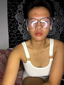 Snapshot of Obre17 chatting on 3, 3, 2026 Obre17 online show from 3, 3, 2026