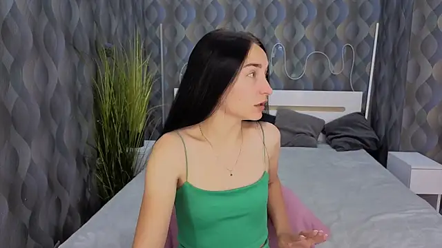 Emilly  Grey online show from 11, 7, 2026