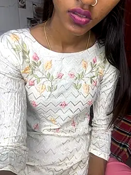 Nencycute1 online show from 2, 11, 2025