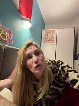 linterditehot online show from 23, 4, 2026