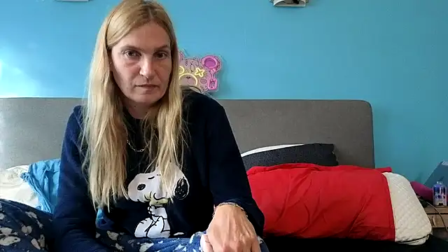Snapshot of linterditehot chatting on 13, 6, 2026 linterditehot online show from 13, 6, 2026
