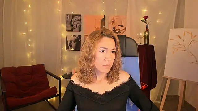 Snapshot of DonnaSmitth chatting on 14, 10, 2025 DonnaSmitth online show from 14, 10, 2025