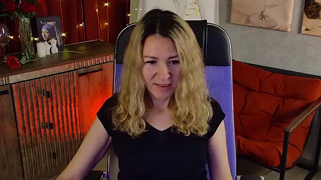 DonnaSmitth online show from 12, 5, 2026