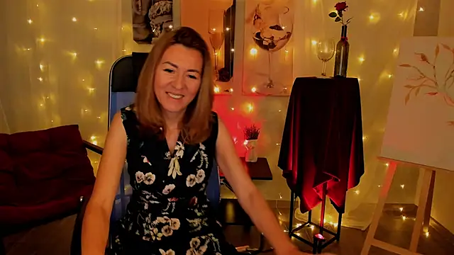 Snapshot of DonnaSmitth chatting on 25, 10, 2025 DonnaSmitth online show from 25, 10, 2025