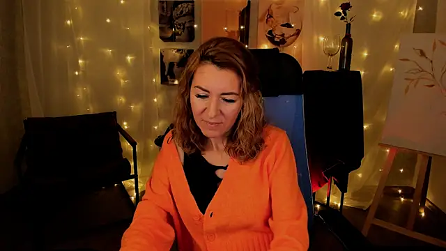 Snapshot of DonnaSmitth chatting on 31, 10, 2025 DonnaSmitth online show from 31, 10, 2025