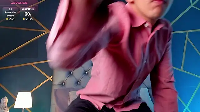 Lian Miller1  online show from 10, 3, 2026