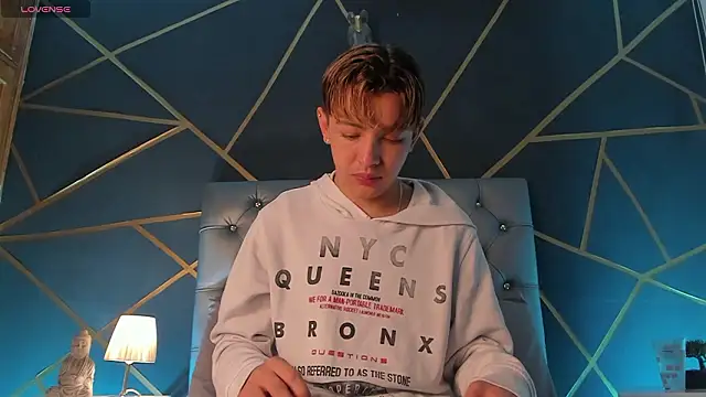 Lian Miller1  online show from 4, 3, 2026