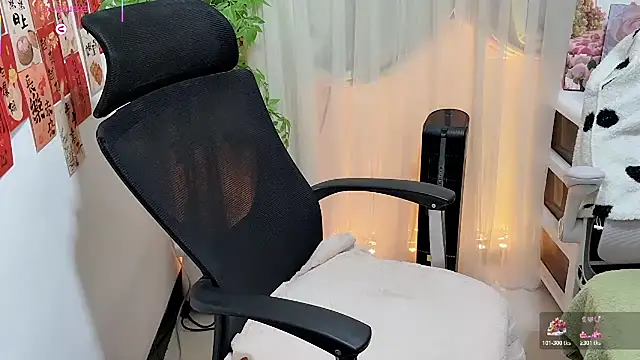 NEWONETO online show from 10, 3, 2026