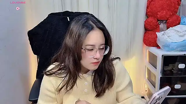 NEWONETO online show from 28, 11, 2025