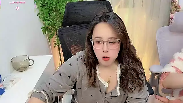 NEWONETO online show from 21, 12, 2025