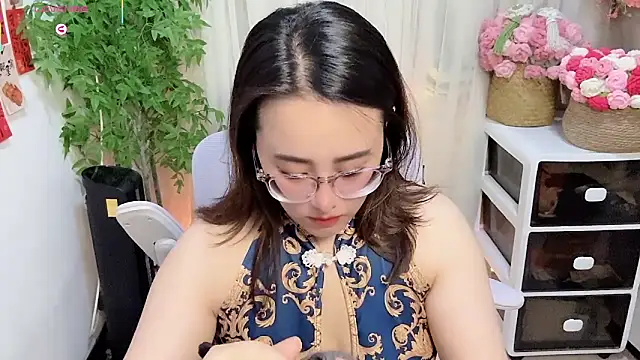 Snapshot of NEWONETO chatting on 3, 5, 2026 NEWONETO online show from 3, 5, 2026