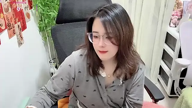 NEWONETO online show from 28, 2, 2026