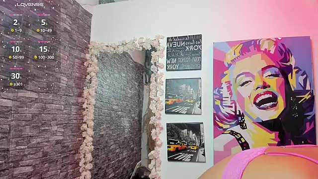 Snapshot of valery__star chatting on 17, 10, 2025 valery star online show from 17, 10, 2025