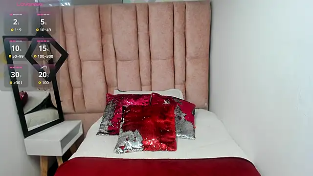 Issa Milf   online show from 25, 3, 2026