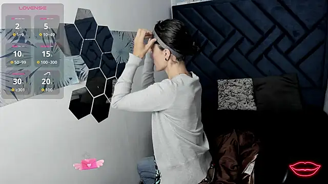 Valery More   online show from 9, 1, 2026