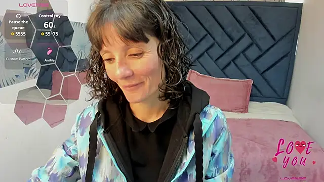 Snapshot of Valery_More__ chatting on 30, 6, 2026 Valery More online show from 30, 6, 2026