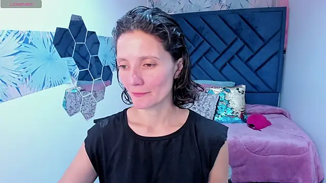 Valery More   online show from 7, 5, 2026