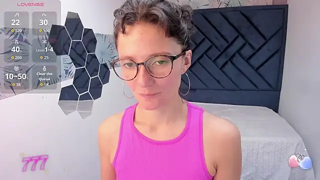 Snapshot of Valery_More__ chatting on 16, 6, 2026 Valery More online show from 16, 6, 2026