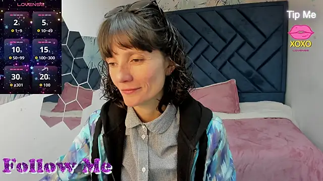 Snapshot of Valery_More__ chatting on 21, 7, 2026 Valery More online show from 21, 7, 2026