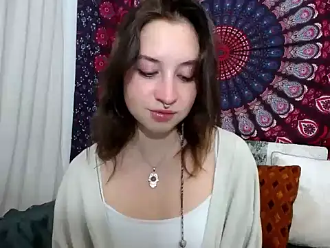 AdalynKiss online show from 18, 11, 2025