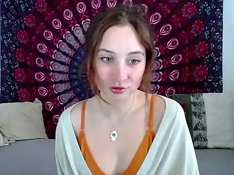 AdalynKiss online show from 16, 6, 2026