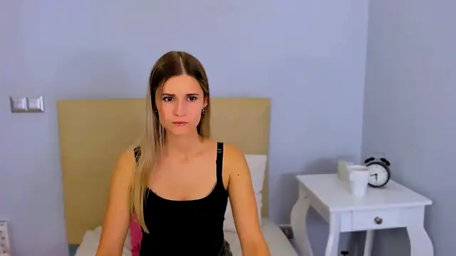 CatrinAmore online show from 8, 11, 2025