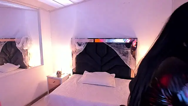 SusanVilla online show from 17, 10, 2025