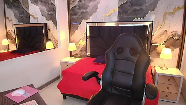 SusanVilla online show from 8, 7, 2026