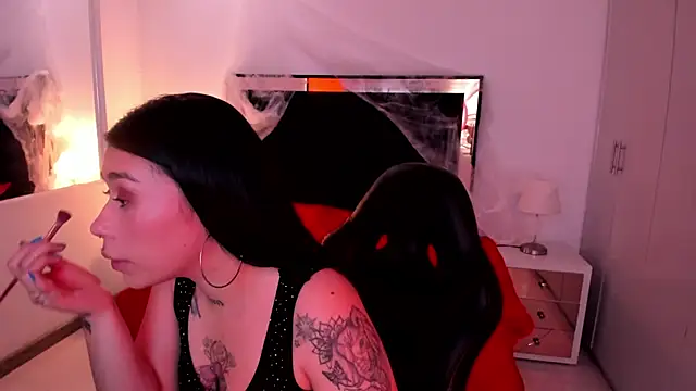 SusanVilla online show from 21, 10, 2025