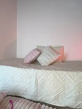 In-Ur-dreams online show from 21, 11, 2025